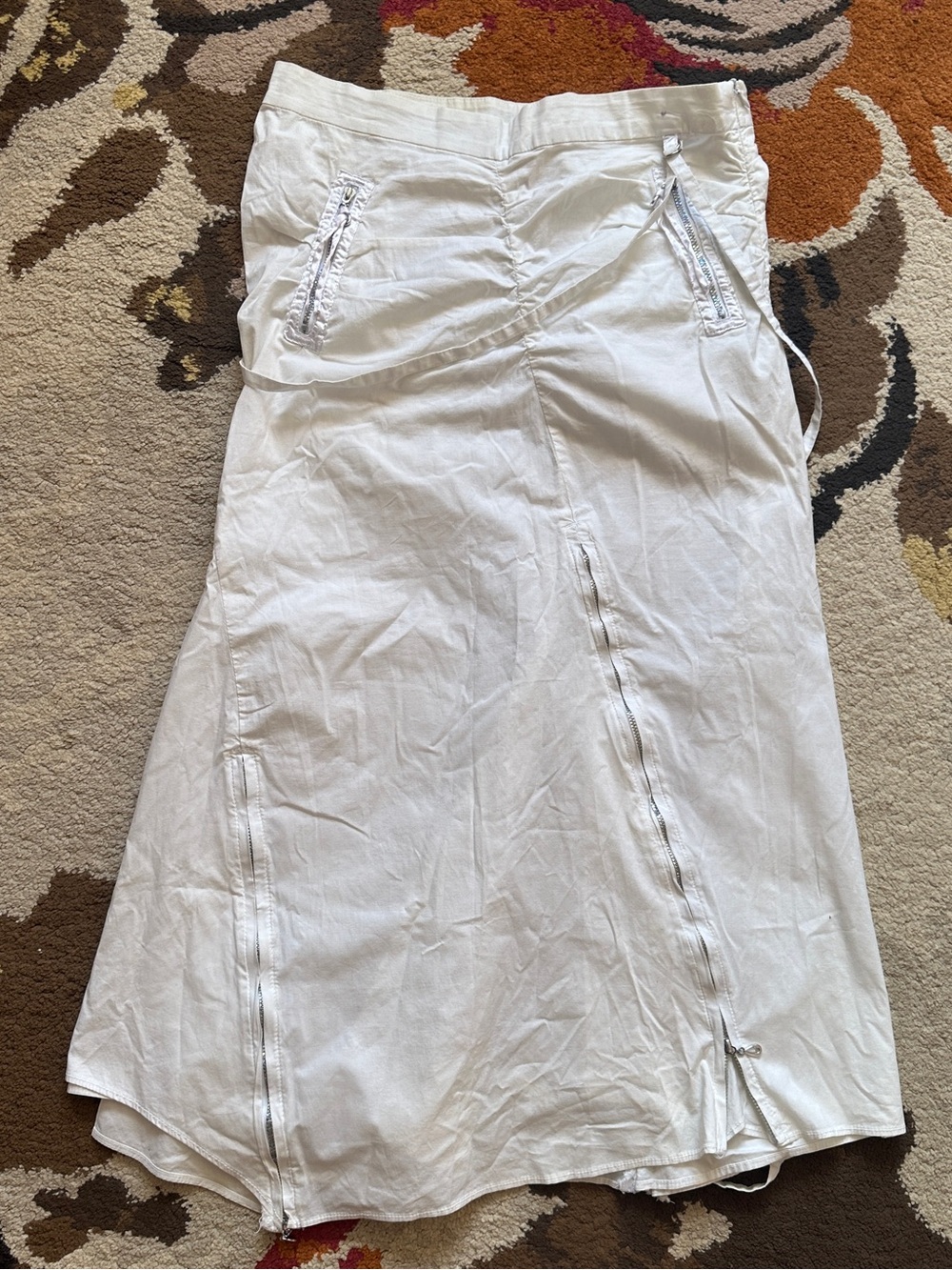 White Y2K Utility Skirt with Sparkly Zipper Details | Size L